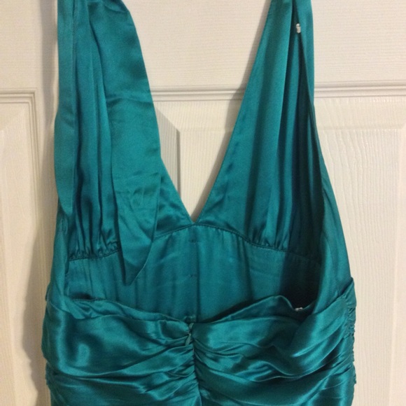 Green Halter Dress - Picture 4 of 5